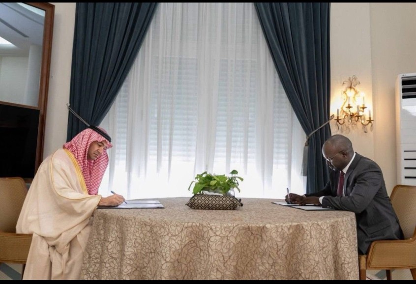 Signature de la version renégociée du contrat de construction et d’exploitation de l’Usine de Dessalement d’eau de mer de la Grande Côte