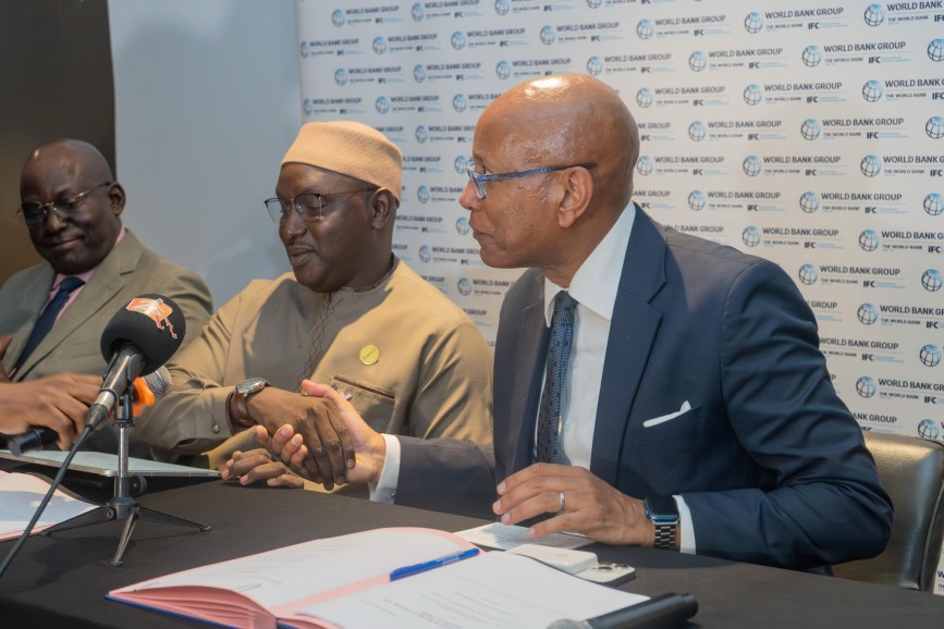 Cérémonie de signature du mandat conseil avec l’IFC pour la réalisation de la future station d’épuration de Tivaouane Peulh