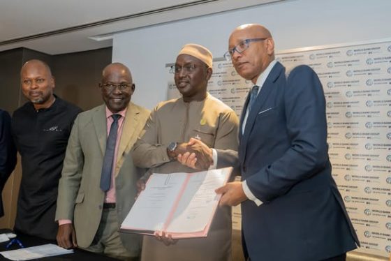 Cérémonie de signature du mandat conseil avec l’IFC pour la réalisation de la future station d’épuration de Tivaouane Peulh