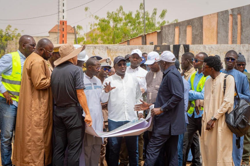 Visites de sites, étape de Touba : suivi des travaux structurants de drainage et de prévention des inondations