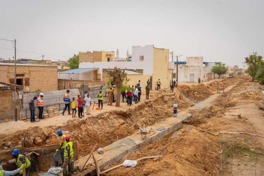 Visites de sites, étape de Touba : suivi des travaux structurants de drainage et de prévention des inondations