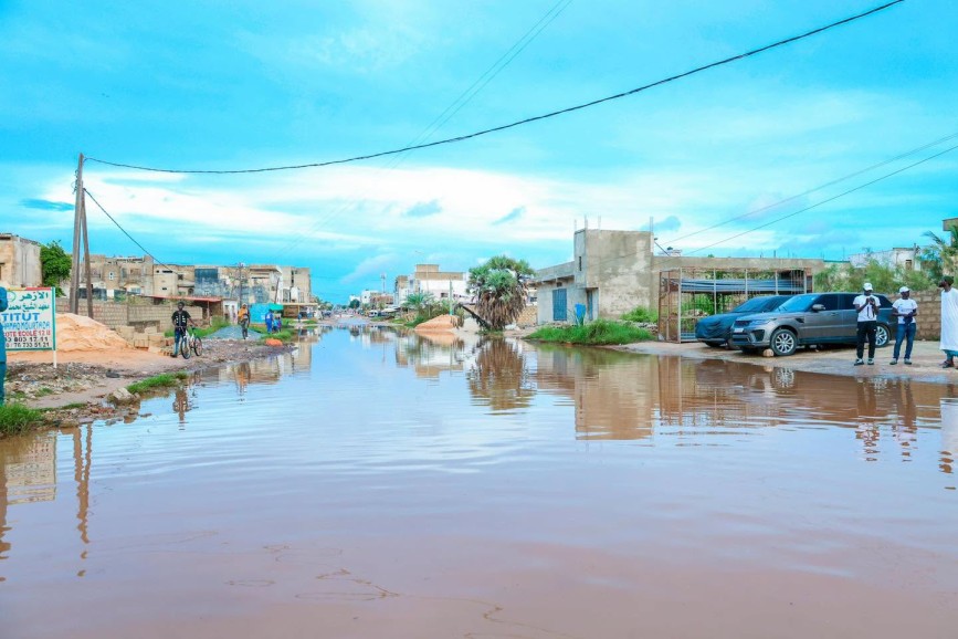 Inondations à Dakar: le Premier Ministre en visite sur plusieurs sites touchés par les inondations.